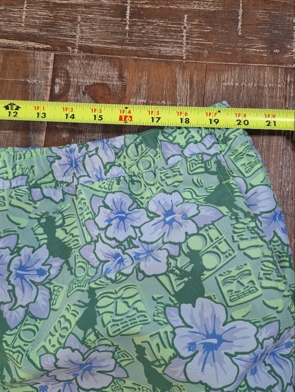 Vineyard Vines Swim Trunks Lined Mens XL Floral Green/Blue Pockets Drawstring